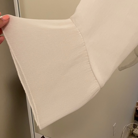 Zara Blouse - Picture 2 of 2